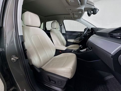 Used 2022 Audi Q3 2.0T Premium Plus w/ Premium Plus Package image 29