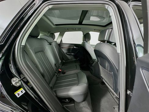 Used 2022 Audi Q5 2.0T Premium image 27