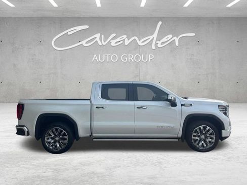 Used 2023 GMC Sierra 1500 Denali w/ Denali Reserve Package AWD/4WD image 21