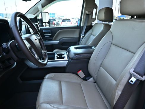Used 2019 Chevrolet Silverado 3500 LTZ w/ Duramax Plus Package AWD/4WD image 28