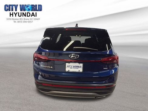 Used 2021 Hyundai Santa Fe SE image 4