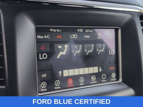 Used 2021 Jeep Grand Cherokee Laredo AWD/4WD image 22