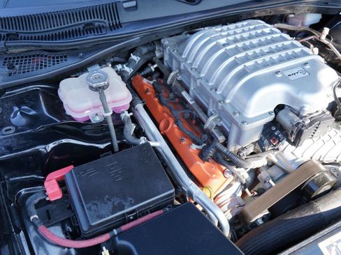 Used 2015 Dodge Challenger SRT Hellcat image 72