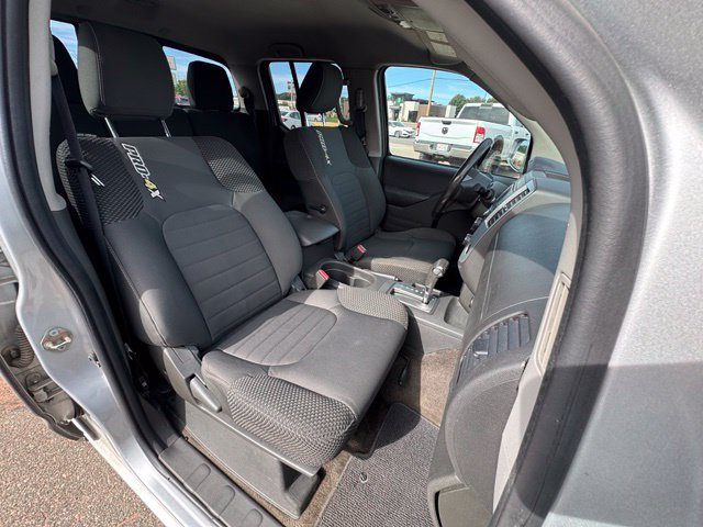 Used 2018 Nissan Frontier PRO-4X AWD/4WD image 11