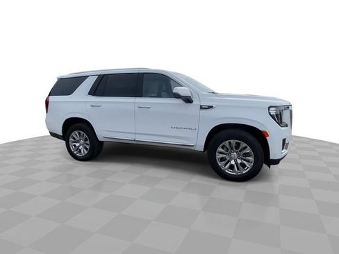 Used 2024 GMC Yukon Denali AWD/4WD image 3