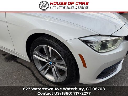 Used 2017 BMW 330i xDrive Sedan AWD/4WD image 18