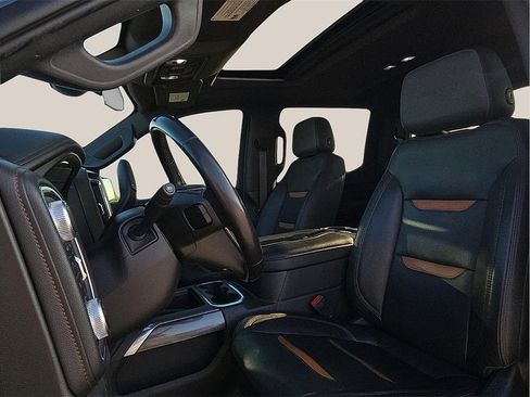Used 2019 GMC Sierra 1500 AT4 w/ AT4 Premium Package image 13