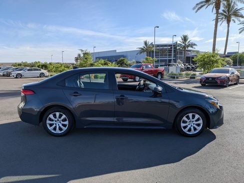 Used 2024 Toyota Corolla LE FWD image 4