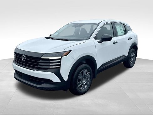 New 2026 Nissan Kicks S FWD image 3