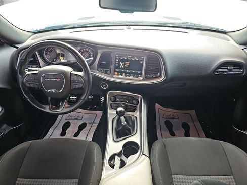 Used 2019 Dodge Challenger R/T Scat Pack RWD image 10