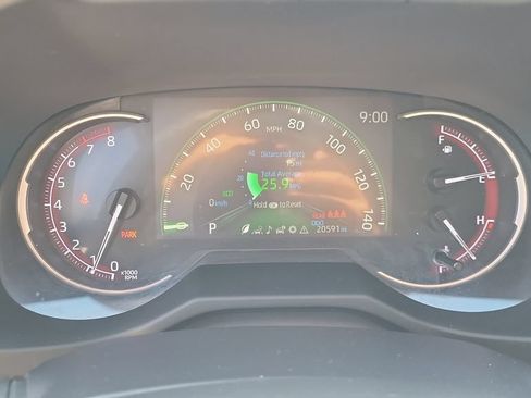 Used 2025 Toyota RAV4 LE AWD/4WD image 22