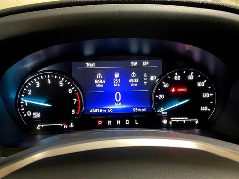 Certified 2023 Ford Explorer XLT w/ Equipment Group 202A image 19