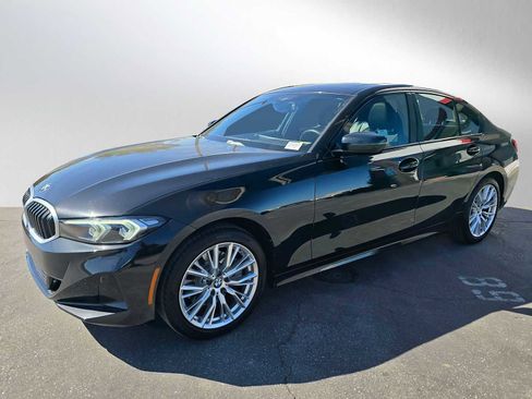 Used 2023 BMW 330i Sedan w/ Driving Assistance Package image 7