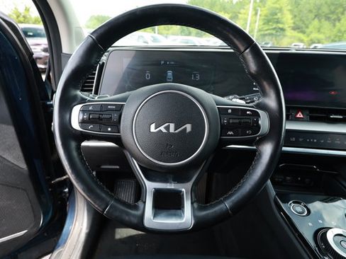 Used 2023 Kia Sportage EX AWD/4WD image 10