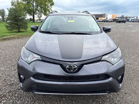 Used 2018 Toyota RAV4 Adventure AWD/4WD image 2