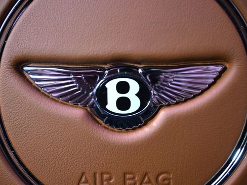 New 2026 Bentley Flying Spur Plug-In Hybrid image 39