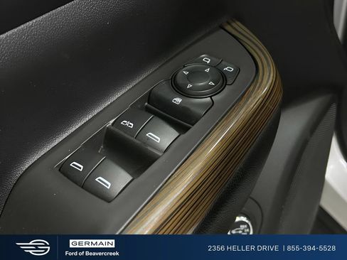 Used 2019 GMC Acadia SLE AWD/4WD image 12