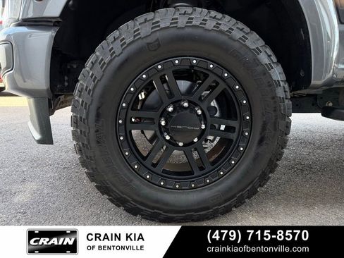 Used 2023 Ford F250 Lariat w/ Sport Appearance Package AWD/4WD image 10