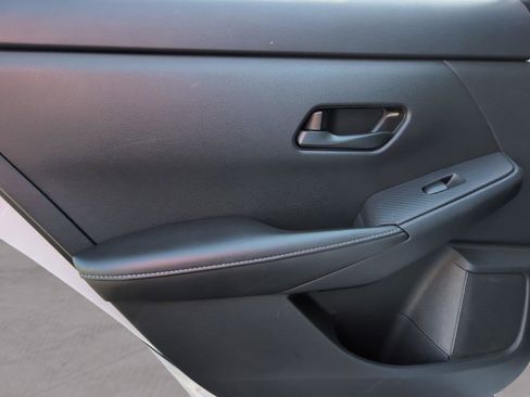 Used 2024 Nissan Sentra S FWD image 30