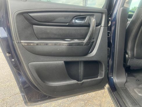 Used 2015 GMC Acadia SLT AWD/4WD image 29