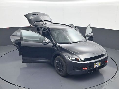 New 2025 Hyundai Ioniq 5 XRT image 29