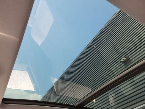 Certified 2023 Porsche Cayenne Platinum Edition AWD/4WD image 41