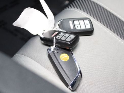 Used 2016 Honda Civic LX-P image 15