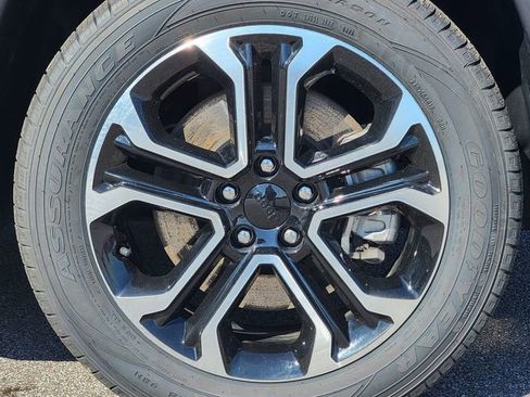 Certified 2023 Jeep Compass Limited AWD/4WD image 17