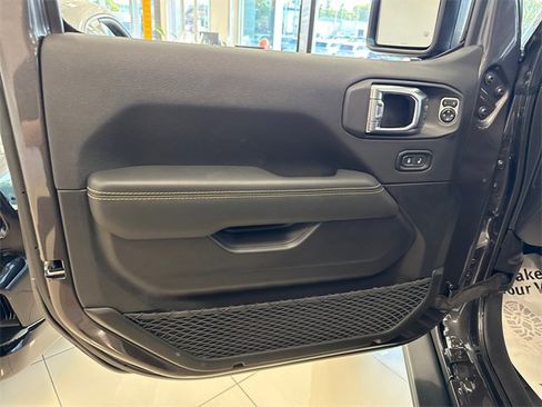 New 2025 Jeep Wrangler Unlimited Rubicon 392 image 11