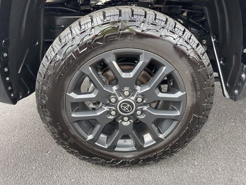 Used 2023 Toyota Tundra Platinum AWD/4WD image 20