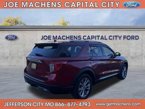 Used 2023 Ford Explorer Limited w/ Limited Technology Package image 7