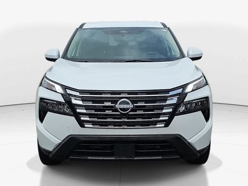 Used 2026 Nissan Rogue SV FWD image 9