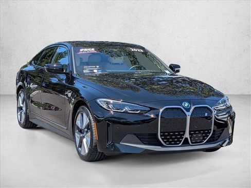 Certified 2023 BMW i4 eDrive35 RWD image 3