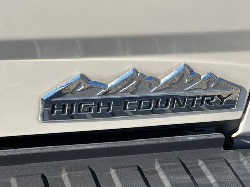 Used 2015 Chevrolet Silverado 1500 High Country w/ High Country Premium Package image 24