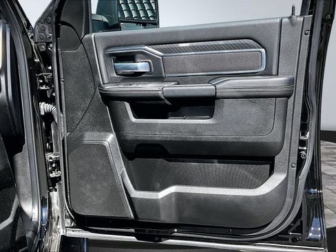 Certified 2026 RAM 2500 Big Horn AWD/4WD image 15