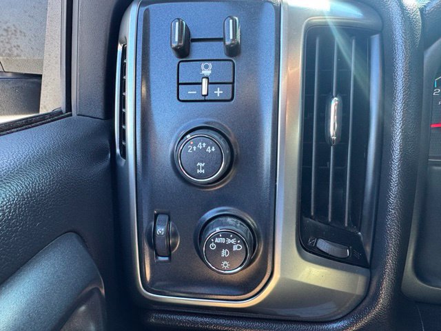 Used 2017 Chevrolet Silverado 2500 LT w/ Z71 Package, Off-Road AWD/4WD image 23