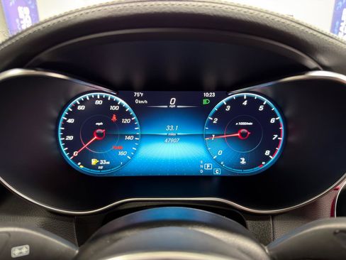 Used 2022 Mercedes-Benz GLC 300 4MATIC w/ AMG Line image 18