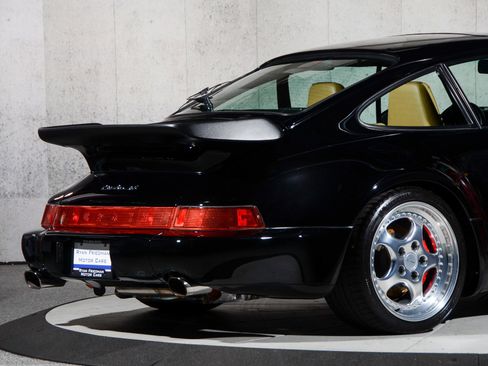 Used 1994 Porsche 911 Turbo image 10