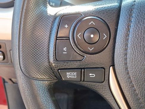 Used 2013 Toyota RAV4 LE image 21