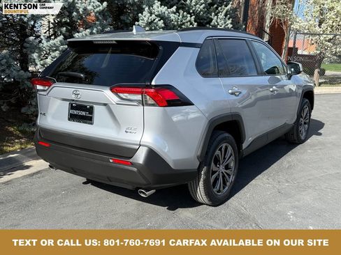 Used 2025 Toyota RAV4 XLE Premium image 8