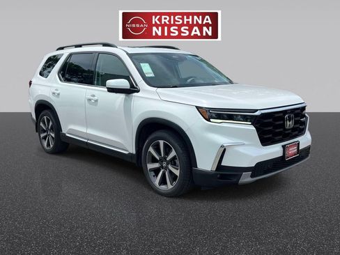 Used 2023 Honda Pilot Elite image 1