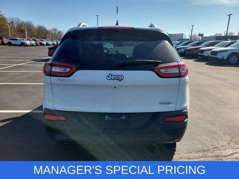 Used 2015 Jeep Cherokee Latitude w/ Cold Weather Group image 14