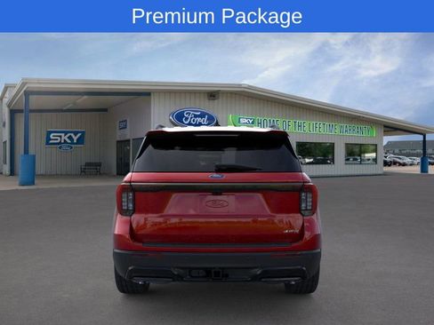 New 2026 Ford Explorer ST-Line w/ ST-Line Street Pack image 5