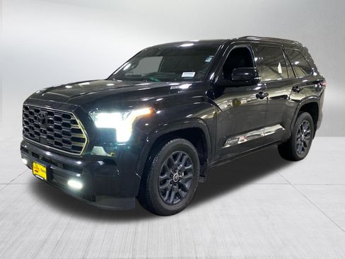 Used 2024 Toyota Sequoia Platinum image 3