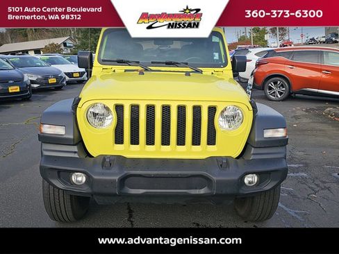 Used 2023 Jeep Wrangler Sport image 8