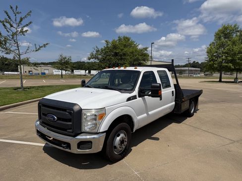 Used 2014 Ford F350 XL w/ Power Equipment Group RWD image 1