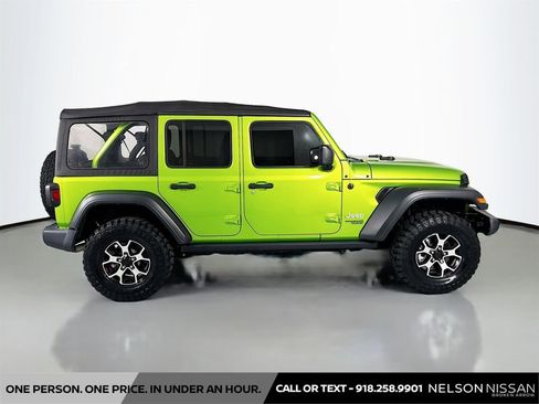 Used 2018 Jeep Wrangler Unlimited Sport AWD/4WD image 4