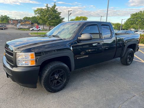 Used 2012 Chevrolet Silverado 1500 W/T RWD image 6