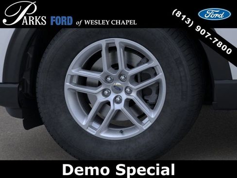 New 2026 Ford Explorer Active image 19