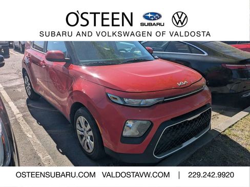 Used 2022 Kia Soul LX FWD image 1
